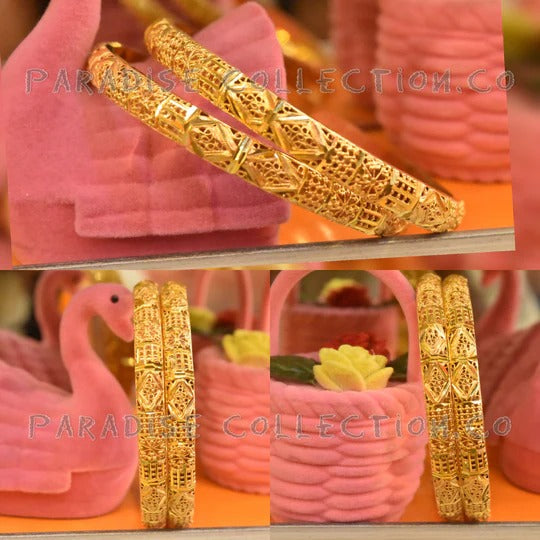 Trendy Women’s Bangles Pack with Complimentary Fancy Jewellery Case